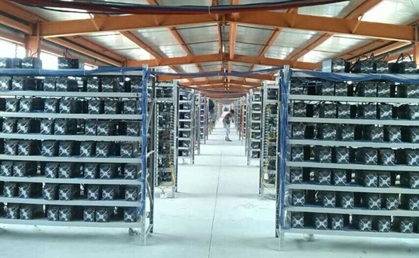 徐工集团工程机械股份有限公司（以下简称“徐工机械”）接待了银河证券的特定对象调研