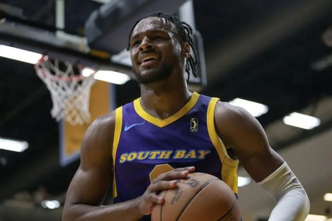 二年级生布朗尼逆袭180俱乐部：从27%到41%三分命