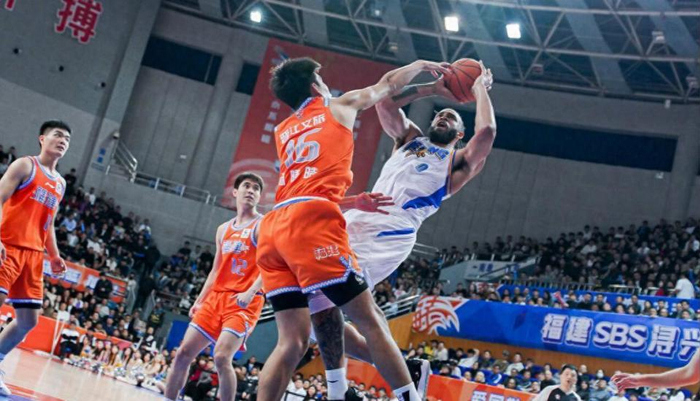 北京队遭福建队爆冷击败 主教练许利民遭全队炮