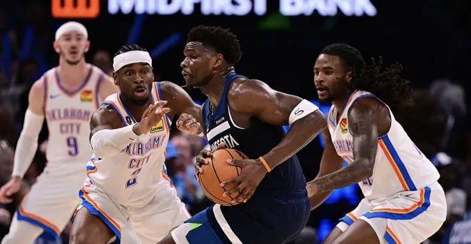 森林狼惨败雷霆 湖人锁定西部前四格局