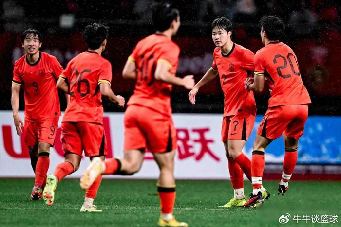 中国U19国青队土伦杯遭遇强敌，战术创新引关注