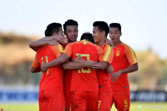 中国U19国青队土伦杯遭遇强敌，战术创新引关注