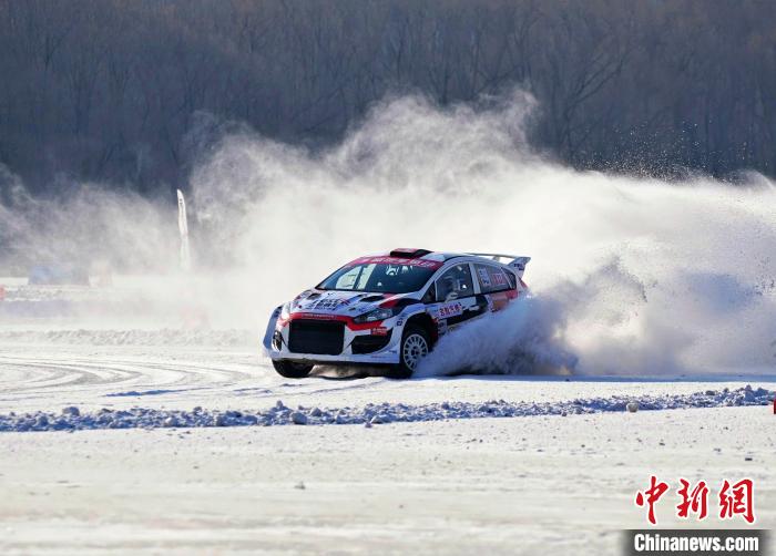 近百名中外车手齐聚长春