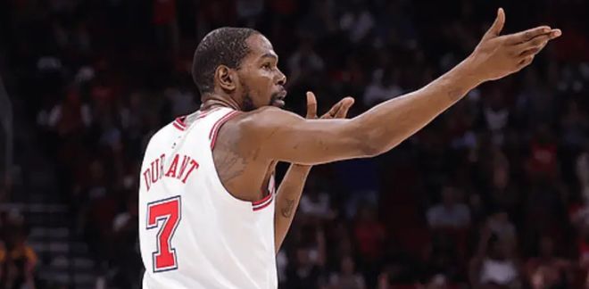 火箭大胜76人杜兰特关键三分锁定胜局