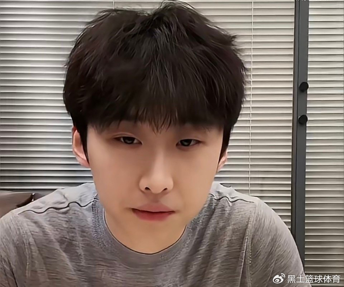 前国乒球员房胤池：樊振东放弃世乒赛，为国争
