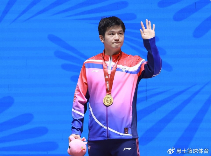 前国乒球员房胤池：樊振东放弃世乒赛，为国争